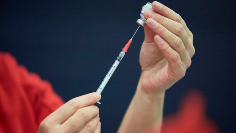 COVID-19 ile HIV etkileşimi bilim insanlarını harekete geçirdi!