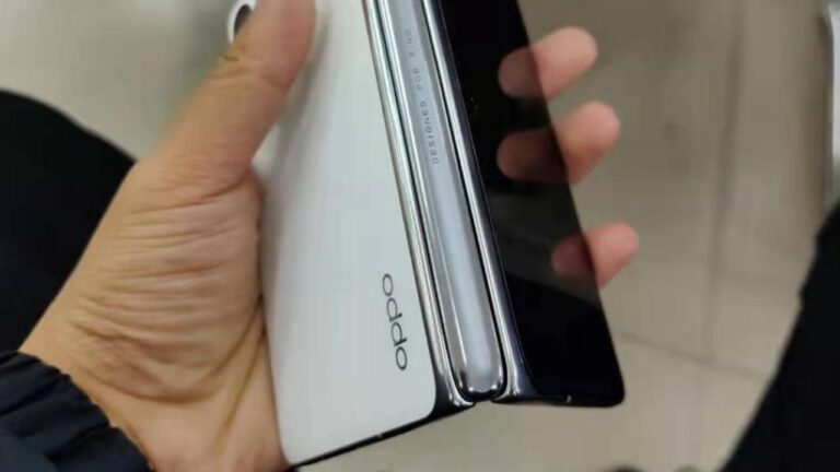 OPPO Find N kanlı canlı görüntülendi