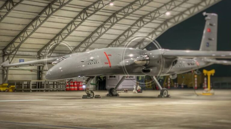 Akıncı TİHA ihraç ediliyor: İlk imzalar atıldı!