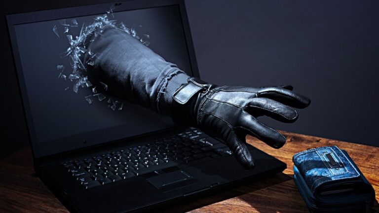 Bakanlıktan sosyal medya dolandırıcılığı uyarısı!