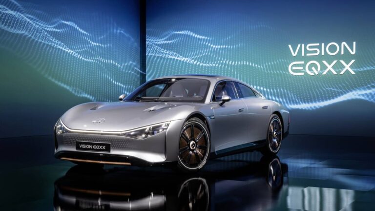 Mercedes, 1000 kilometre menzilli elektrikli konsept aracını tanıttı