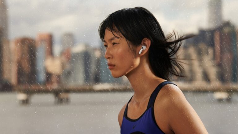 Apple’dan spor yaparken AirPods kullananlara müjde!