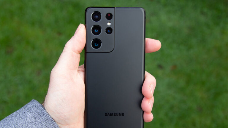 Android 12 tabanlı One UI 4.1, Galaxy S21 serisine ne zaman gelecek?