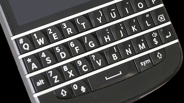 BlackBerry için beklenen haber geldi: Şirketin geleceği resmen belli oldu