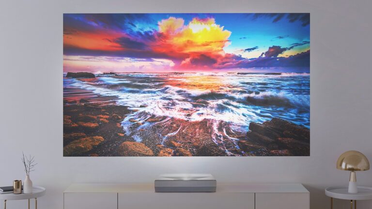 Epson’dan 4K deneyim için uygun fiyatlı lazer projektör