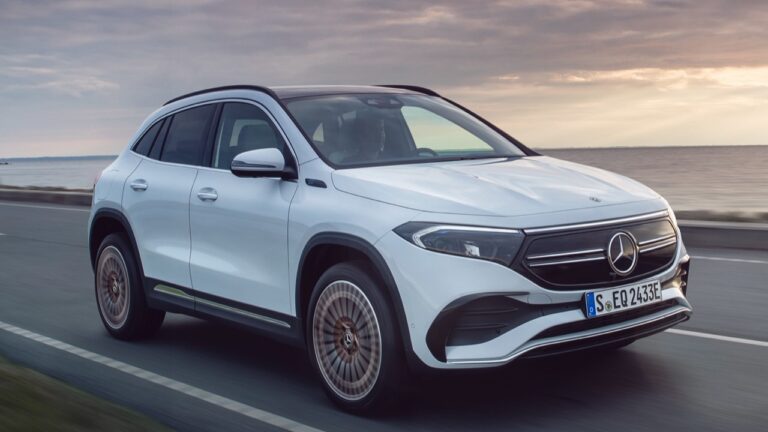 Mercedes’in sadece elektrikli araba üreteceği tarih belli oldu