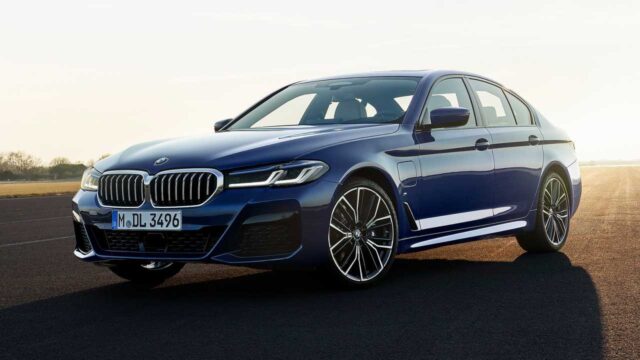 BMW, ünlü otomobillerinin üretimine ara verecek!