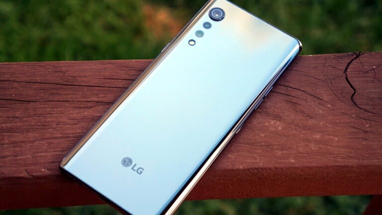 LG’den ilginç akıllı telefon hamlesi! Geri mi dönüyor?