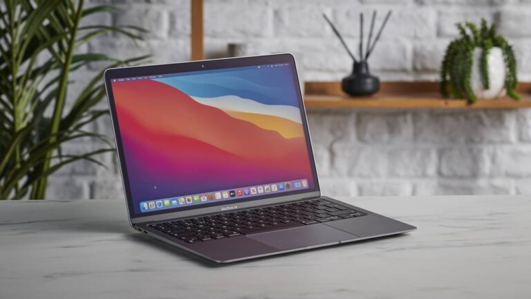 M2 işlemcili MacBook Pro geliyor! Tanıtım tarihi sızdırıldı