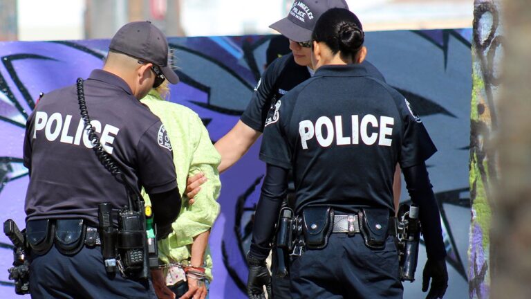 Microsoft’u hackleyen Lapsus$’a polis baskını! 7 kişi tutuklandı