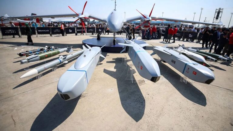 Pakistan, Akıncı ve TB2 aldı: Özel video paylaşıldı!