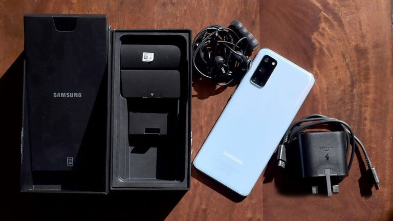 Samsung, bir telefon serisinden daha şarj aletini çıkarıyor