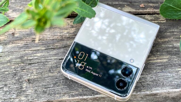 Samsung, Galaxy Z Flip4 için çalışmaları hızlandırdı