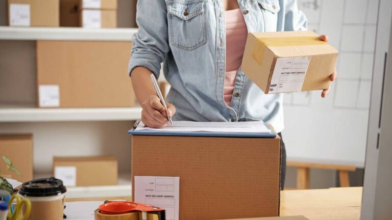 Yurt dışından gelen kargolar için vergi artırıldı!