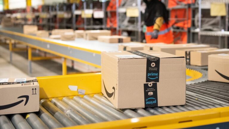 6 işçinin ölümü ile ilgili Amazon’a soruşturma açıldı!