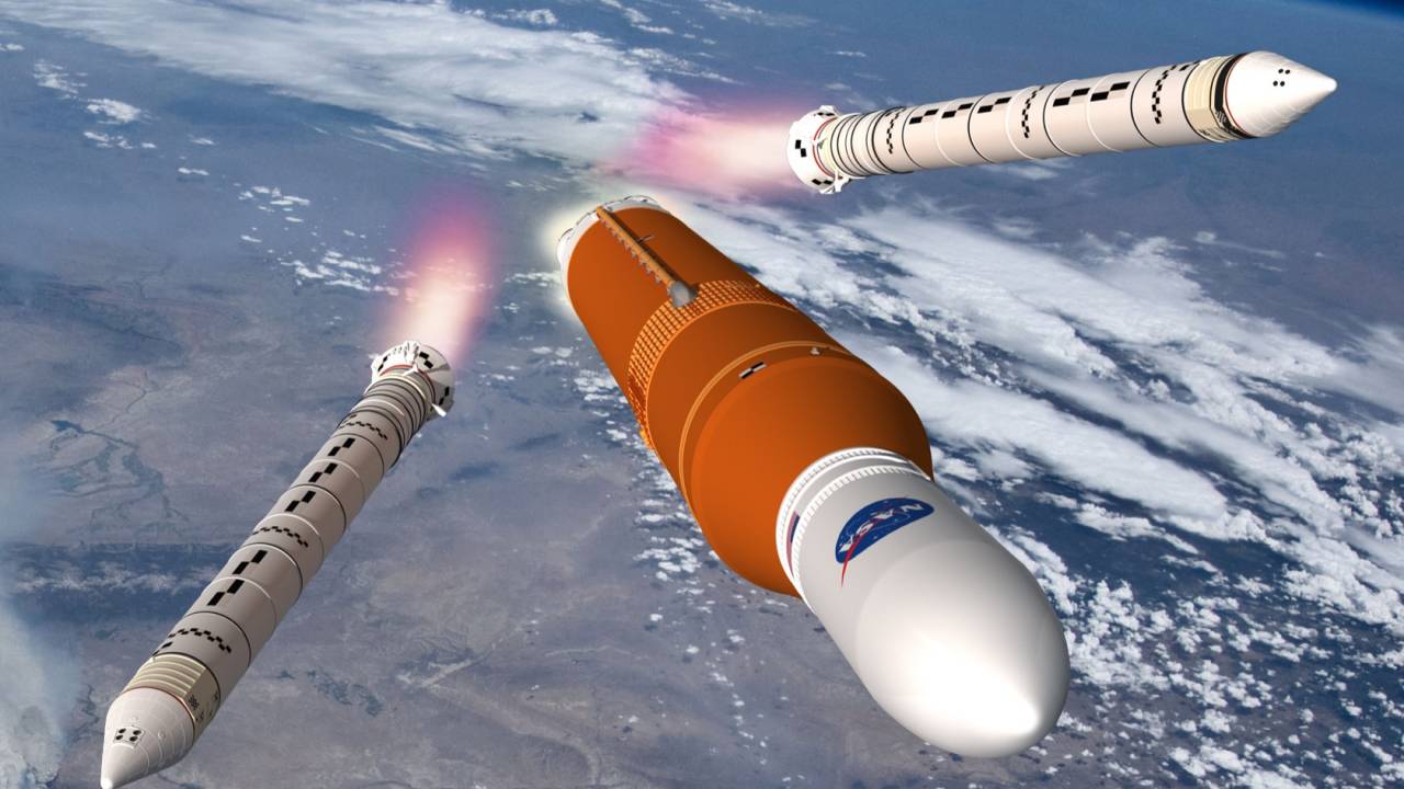 https://shiftdelete.net/wp-content/uploads/2022/04/NASAnin-yeni-Ay-roketi-sinifta-kaldi-Testler-basarisiz.jpeg