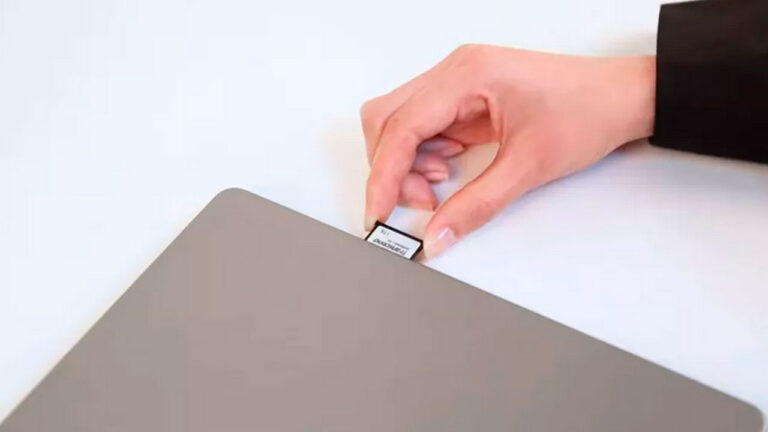 Bu SD kart MacBook Pro’nun depolama alanını ikiye katlıyor