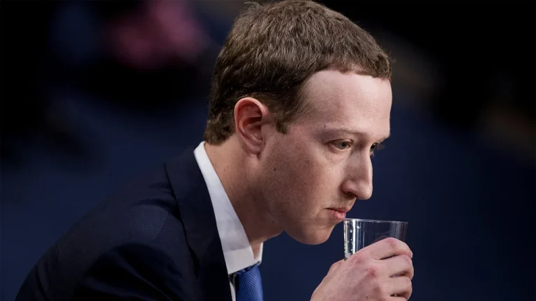Mark Zuckerberg’in harcamaları dudak uçuklattı!