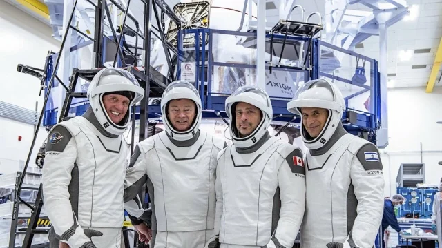 Tarihte bir ilk: Sivil astronotlar Uluslararası Uzay İstasyonu’na ulaştı!