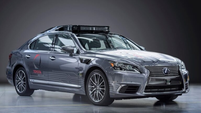 Otonom sürüş teknolojisi, uygun fiyatlı arabalara geliyor!