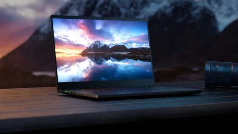 Razer’dan bir ilk: 240Hz ekranlı yeni oyuncu bilgisayarı geliyor!