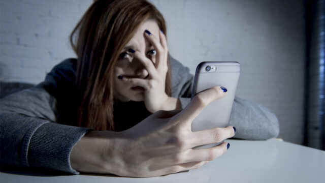 Frightening research: Do smartphones lead to suicide?