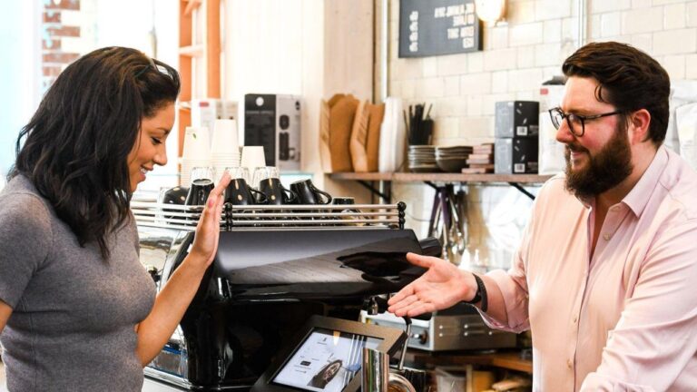 Mastercard’dan ilginç teknoloji: Gülümseyerek ödeme yapın