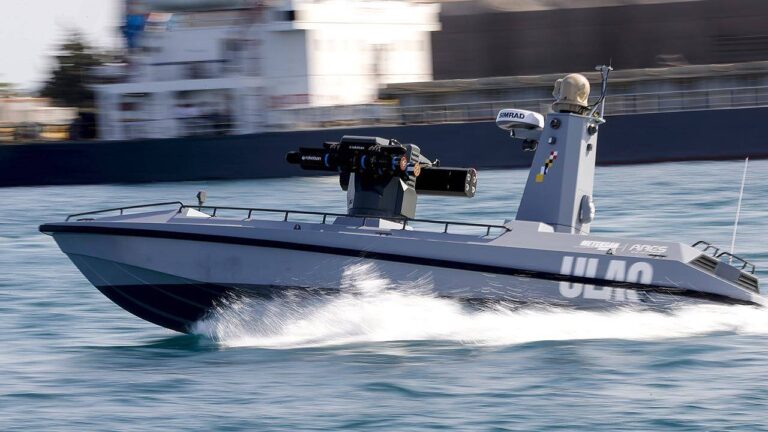 ULAQ vs SALVO: Silahlı insansız deniz aracı özellikleri