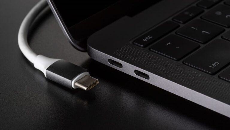 Bu USB kablo sınırları zorluyor: Telefon ve laptoplarda yeni dönem!