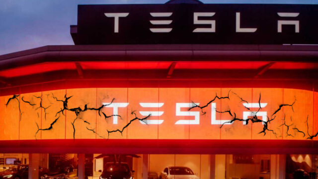 Tesla’da kriz büyüyor: Şirket, küçülme yolunda!