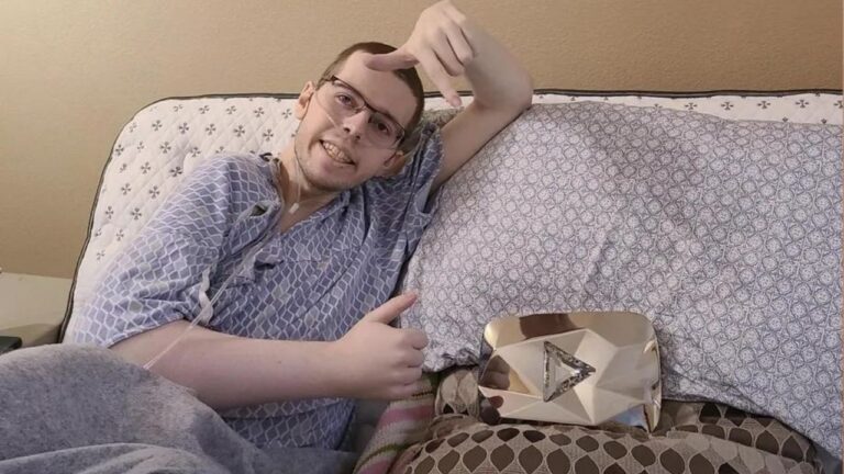 Minecraft videolarıyla bilinen ünlü YouTuber hayatını kaybetti!