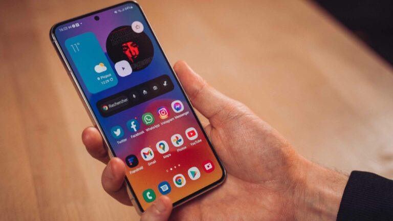 Android 13 tabanlı One UI 5 kanlı canlı görüntülendi