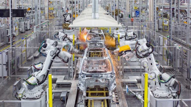 Ford ve Tofaş, Türkiye’de üretime ara veriyor!