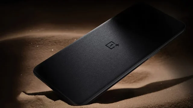 The flagship killer OnePlus Ace 2 is in the performance test!