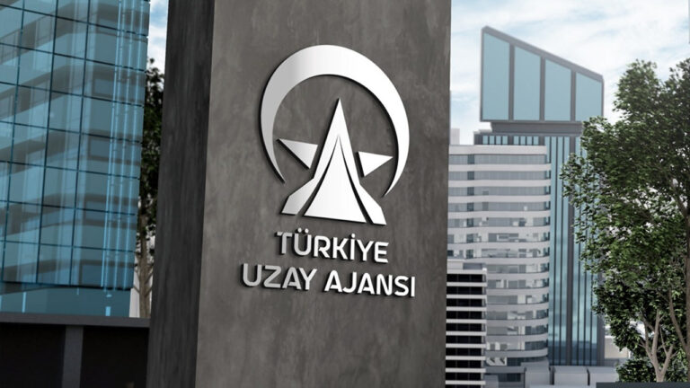 Türkiye ve BAE’den uzay anlaşması!