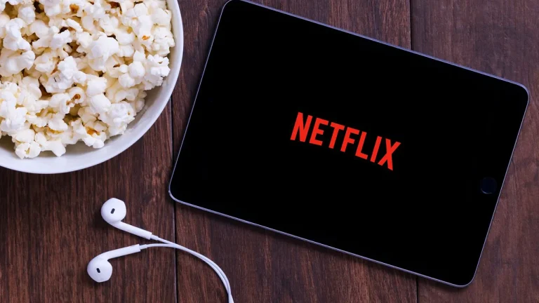Netflix fiyatı yarı yarıya düşecek! İşte yeni paket