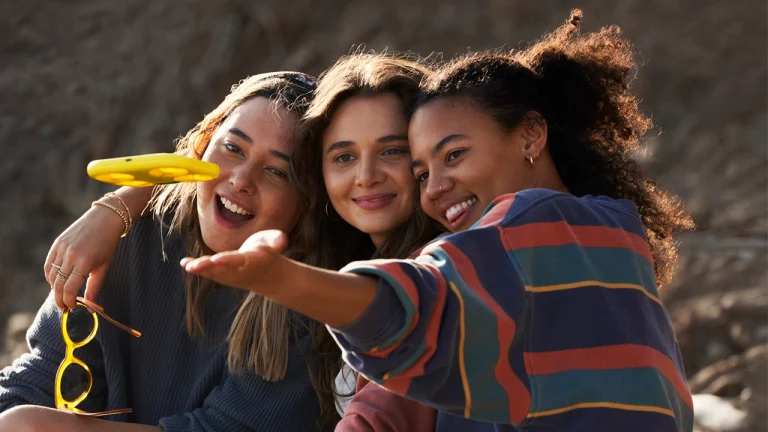 Snapchat, büyük umutlarla duyurduğu projeyi rafa kaldırdı