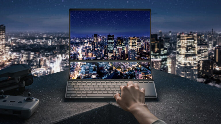 ASUS’tan yeni bir çift ekranlı bilgisayar daha!