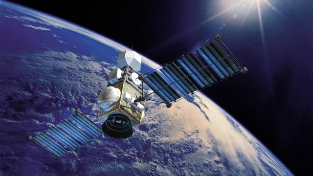 Artan uzay trafiğine çözüm: Uydu kazalarına son!