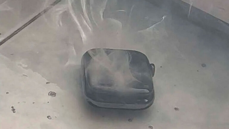 Apple Watch bir kez daha patladı!