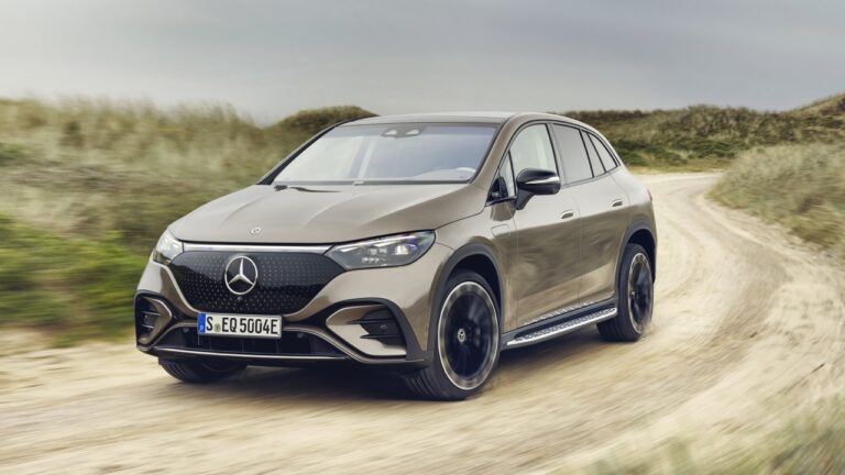 Mercedes’ten Tesla’ya rakip yeni elektrikli SUV! İşte fiyatı