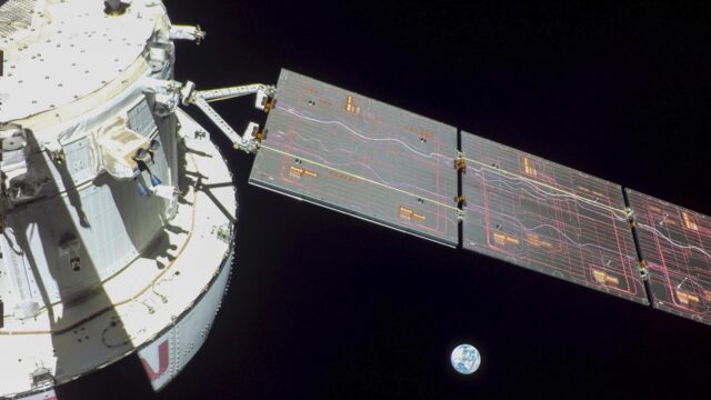 NASA, Orion ile rekor kırdı! İşte Ay’ın en detaylı fotoğrafı
