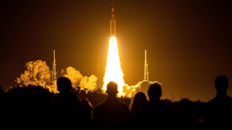 NASA’dan 50 yıl sonra ilk! İşte Dünya’nın yeni görüntüleri