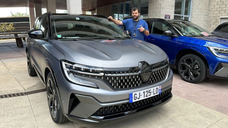 Teknolojik ve hibrit C-SUV Renault Austral e-tech’i inceledik!