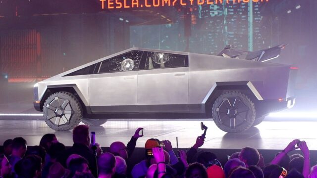 Tesla Cybertruck yolda görüldü! İşte son hali
