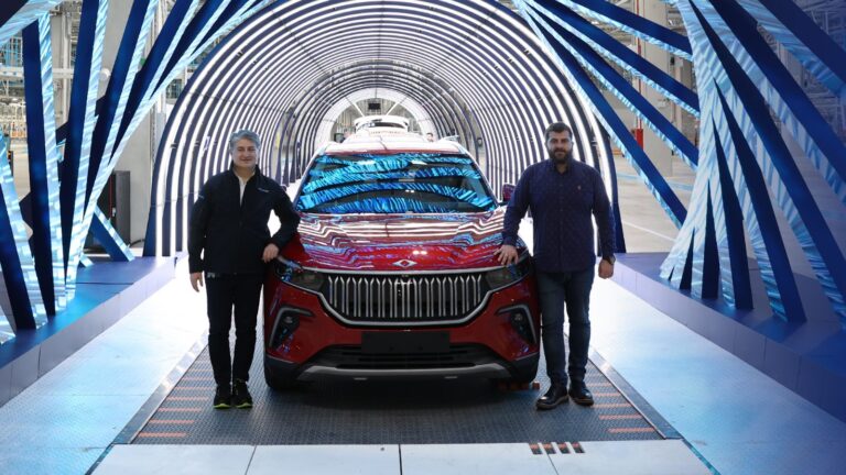 Togg böyle üretiliyor! Bir saatte 20 Togg üretecek fabrika!