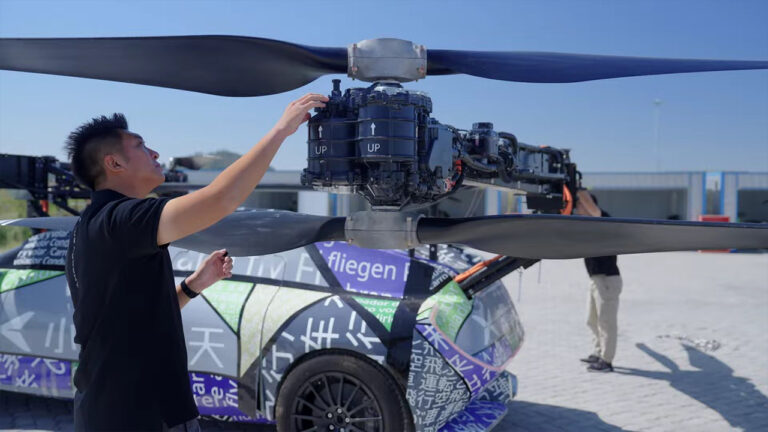 Uçan arabanın fiyatı ve çıkış tarihi belli oldu!