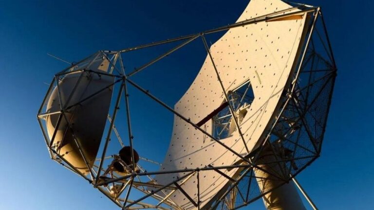 Dünyanın en büyük teleskobu uzaylıları inceleyecek!