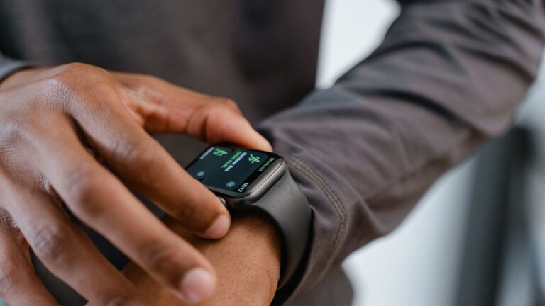 Giyilebilir cihazlara USB-C zorunluluğu geliyor!