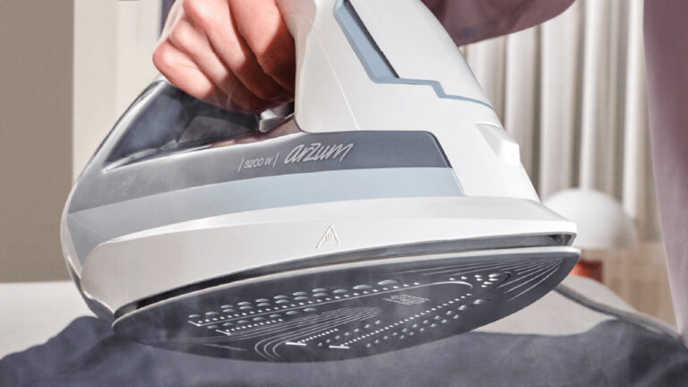 Arzum’dan patentli buhar teknolojili ütü!